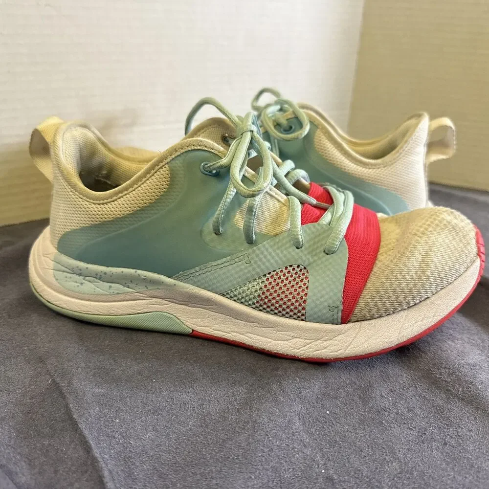 Under Armour Charged Breathe Training Shoes Sneakers Womens Size 8